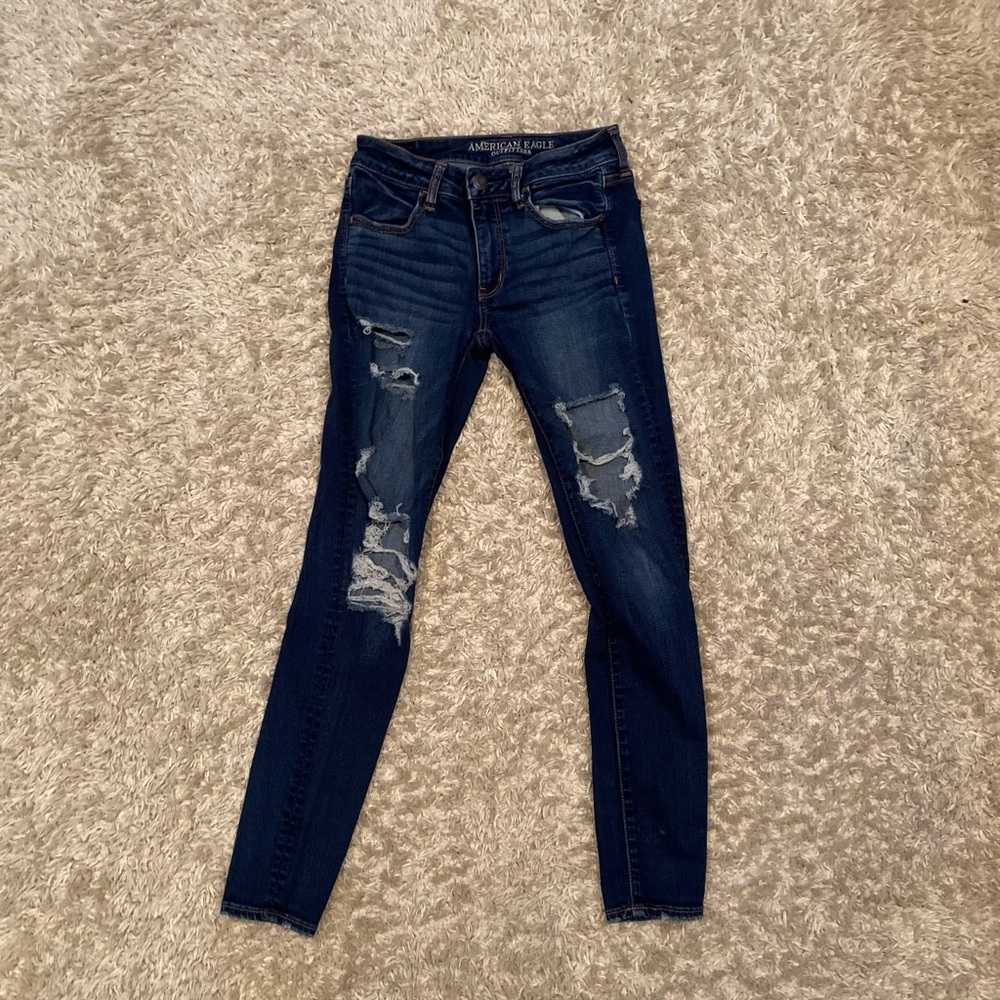 American Eagle women’s jeans